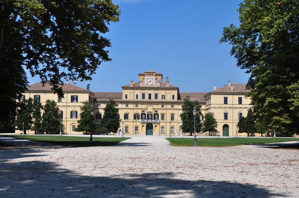 Apartment Ponte Delle Nazioni Parma Pokoj fotografie
